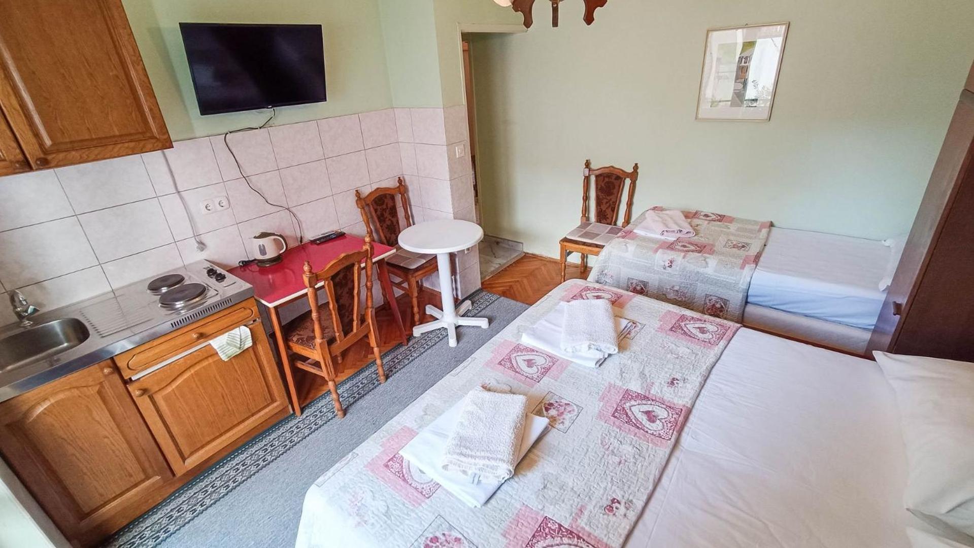 Apartments Ines - 15 Meters From The Beach Promajna Kültér fotó